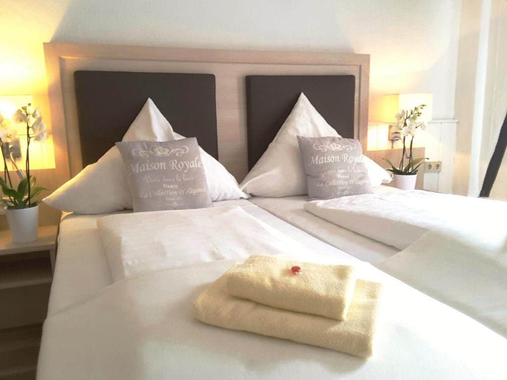Hotel Gasthaus Papen Aenne Kassel Esterno foto