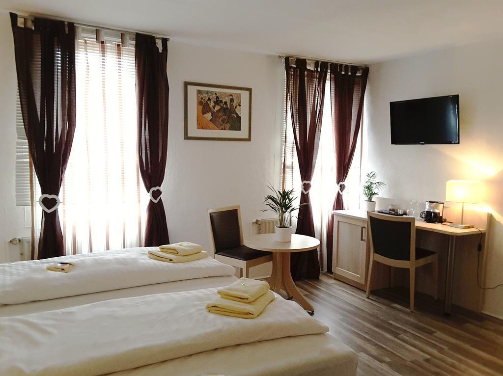 Hotel Gasthaus Papen Aenne Kassel Esterno foto